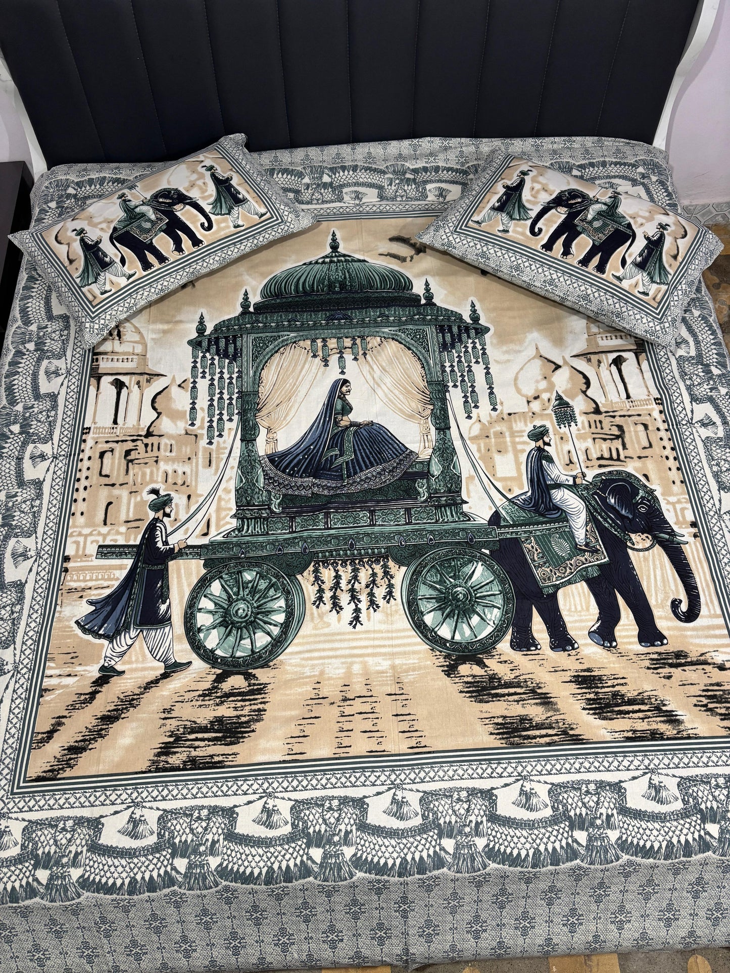 Printed Cotton Bedsheet Set – Full Size (93x108 inches)